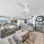Long Beach Resort 1-904
