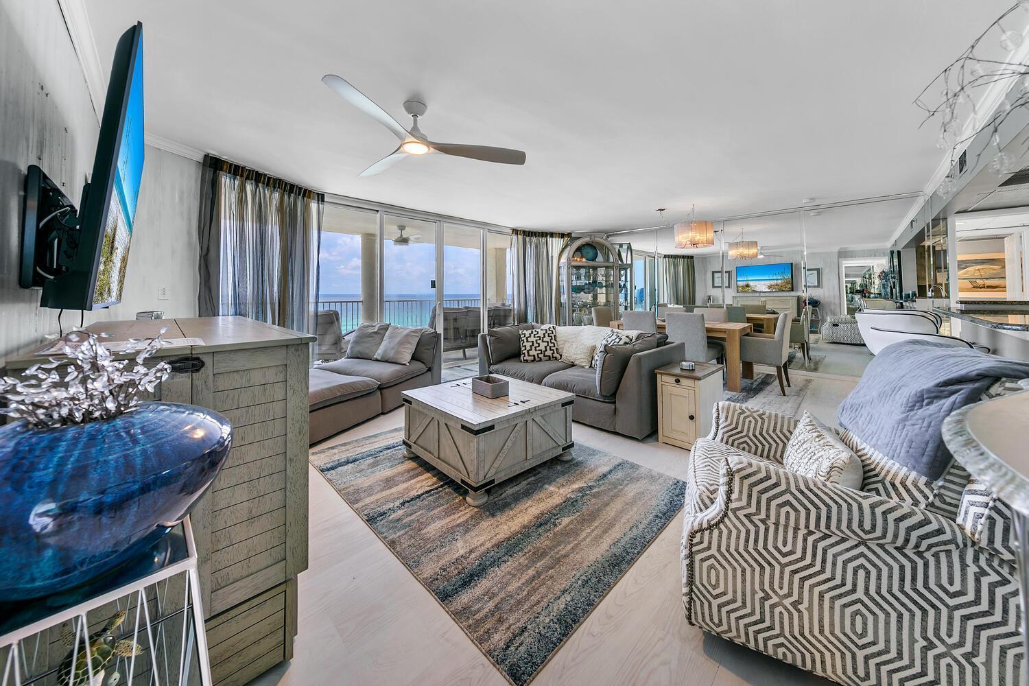 Long 1-904 Holiday home